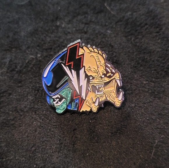 Horror Pins - Picture 2 of 5